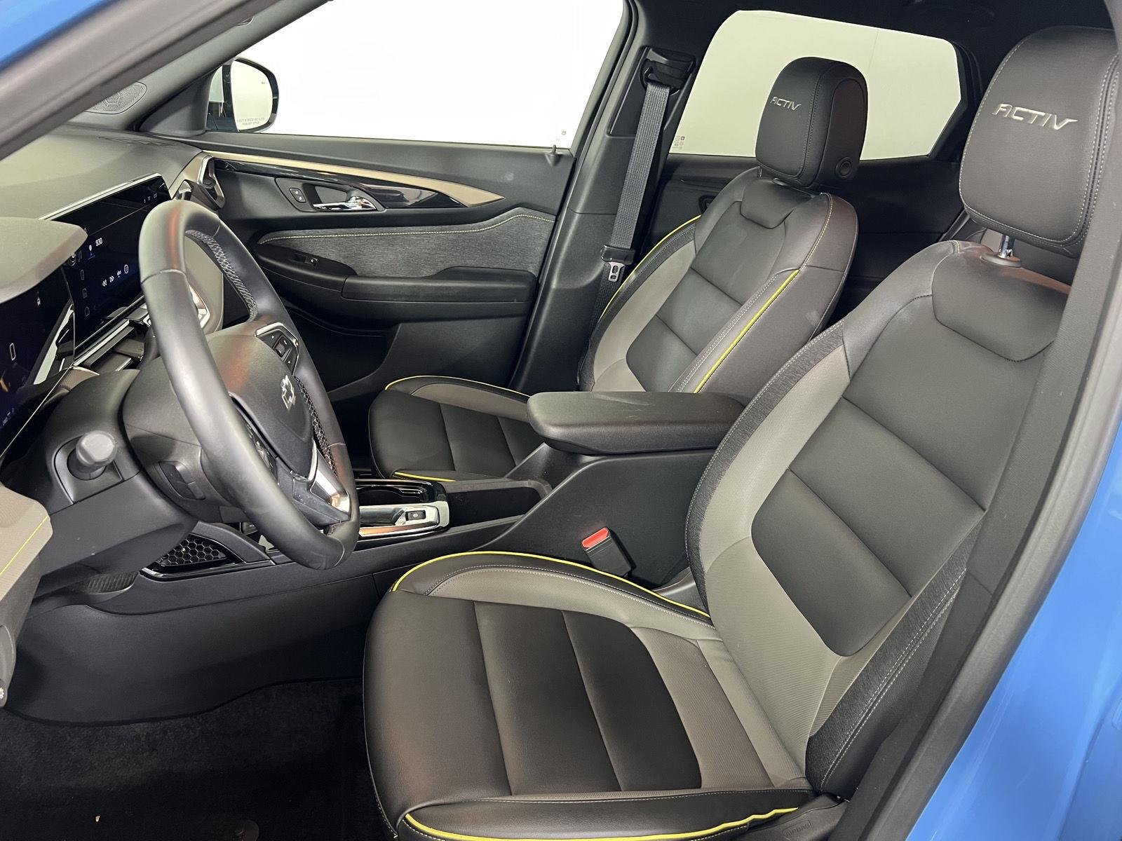 Used 2024 Fountain Blue Chevrolet ACTIV image 5
