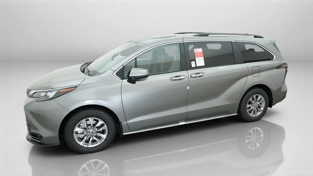 New 2026 Heavy Metal Toyota XLE image 3