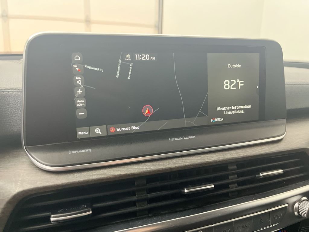 Used 2021 White Kia SX image 22