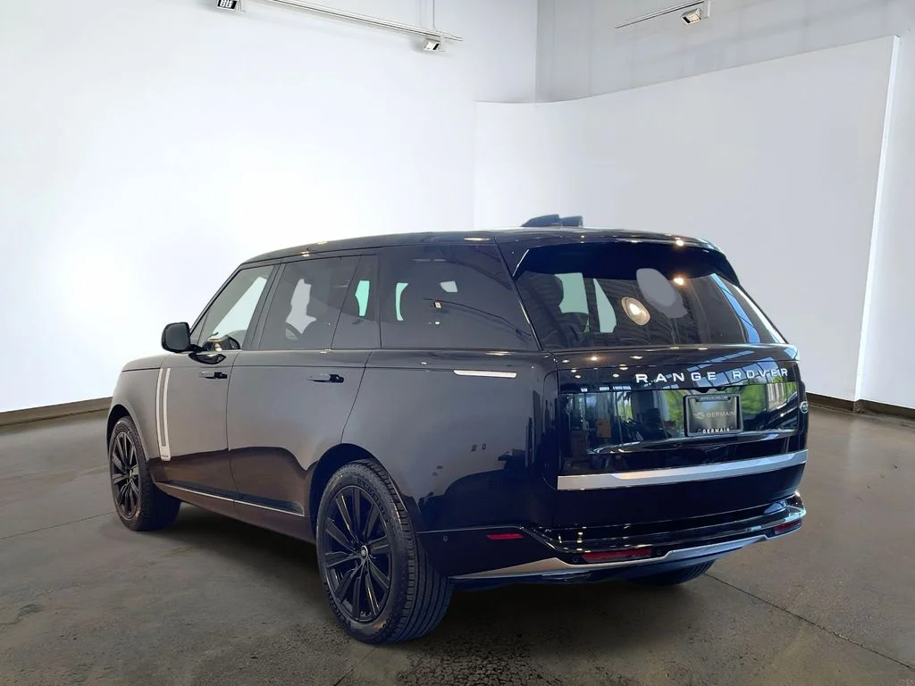 Certified Used 2023 Black Land Rover Autobiography image 6
