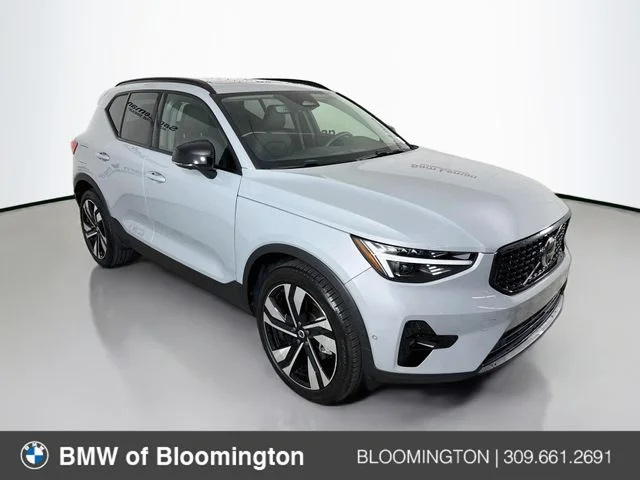 2025 Volvo XC40 B5 Ultra Dark Theme for sale at BMW of Bloomington