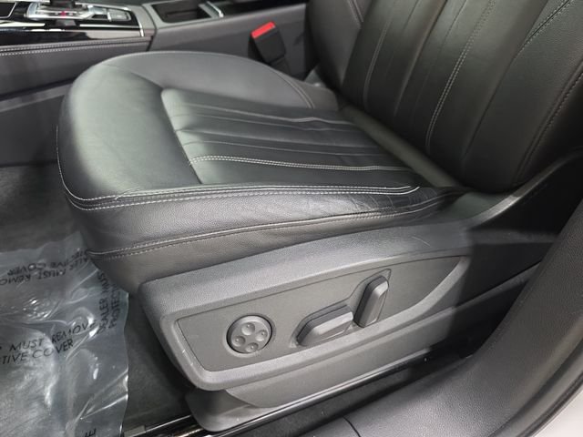 Used 2021 Ibis White Audi 45 Premium Plus image 29