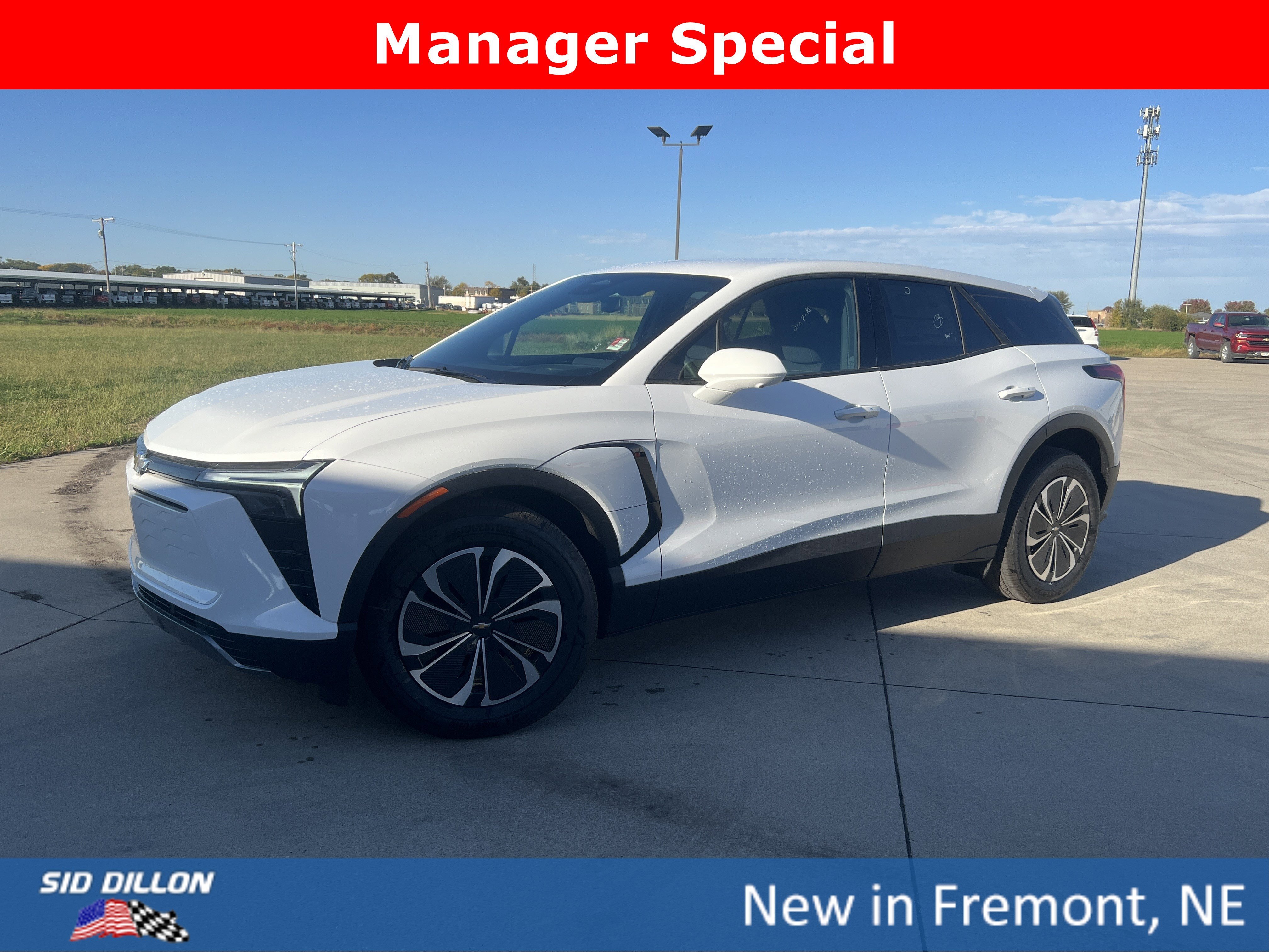 2026 Chevrolet Blazer EV LT AWD's photo