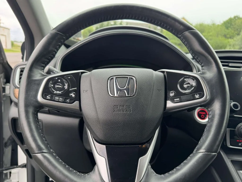 Used 2021  Honda Touring image 18