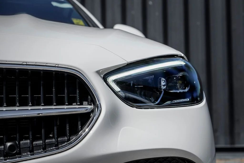 New 2026 Polar White Mercedes-Benz C 300 image 6