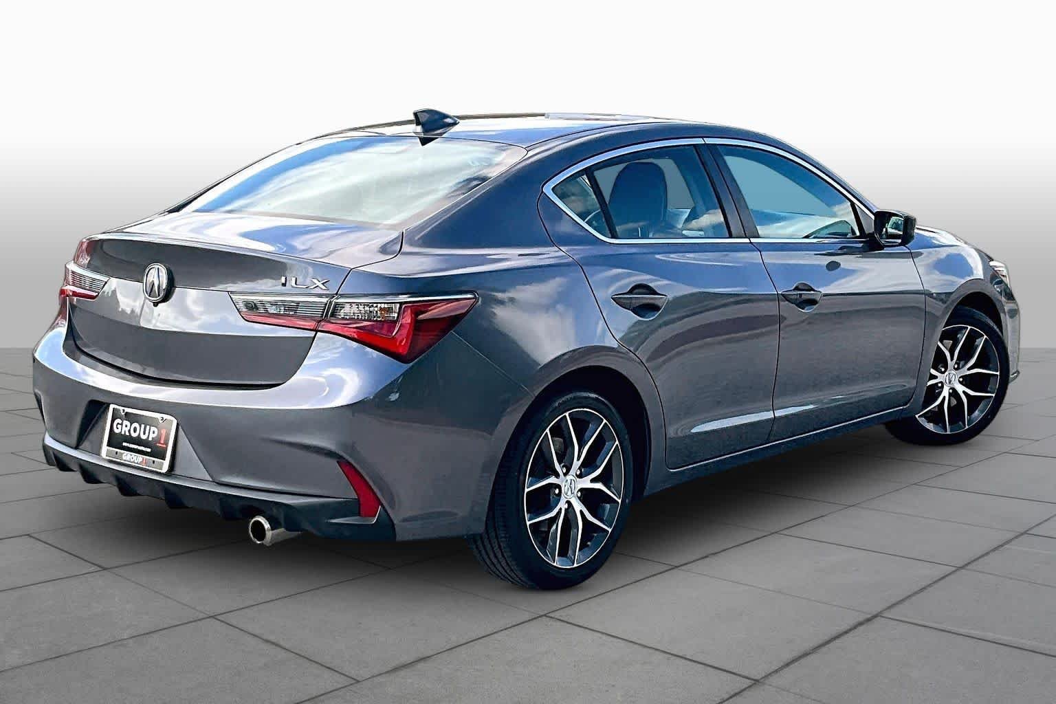 Used 2019 Modern Steel Metallic Acura w/Premium Pkg image 13