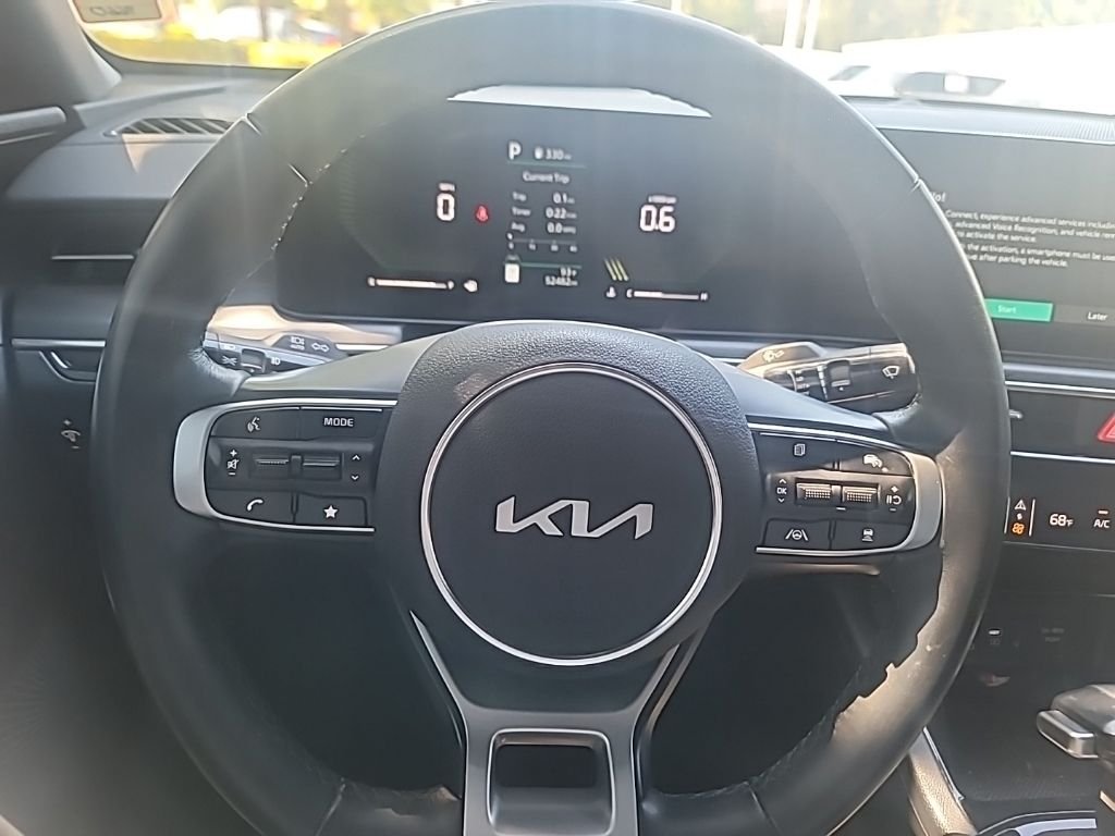 Used 2025 Gray Kia GT-Line image 15