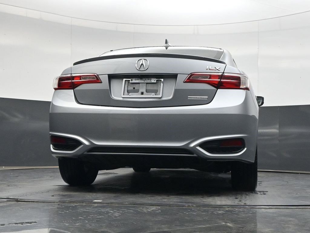 Used 2018 Silver Metallic Acura Special Edition image 29