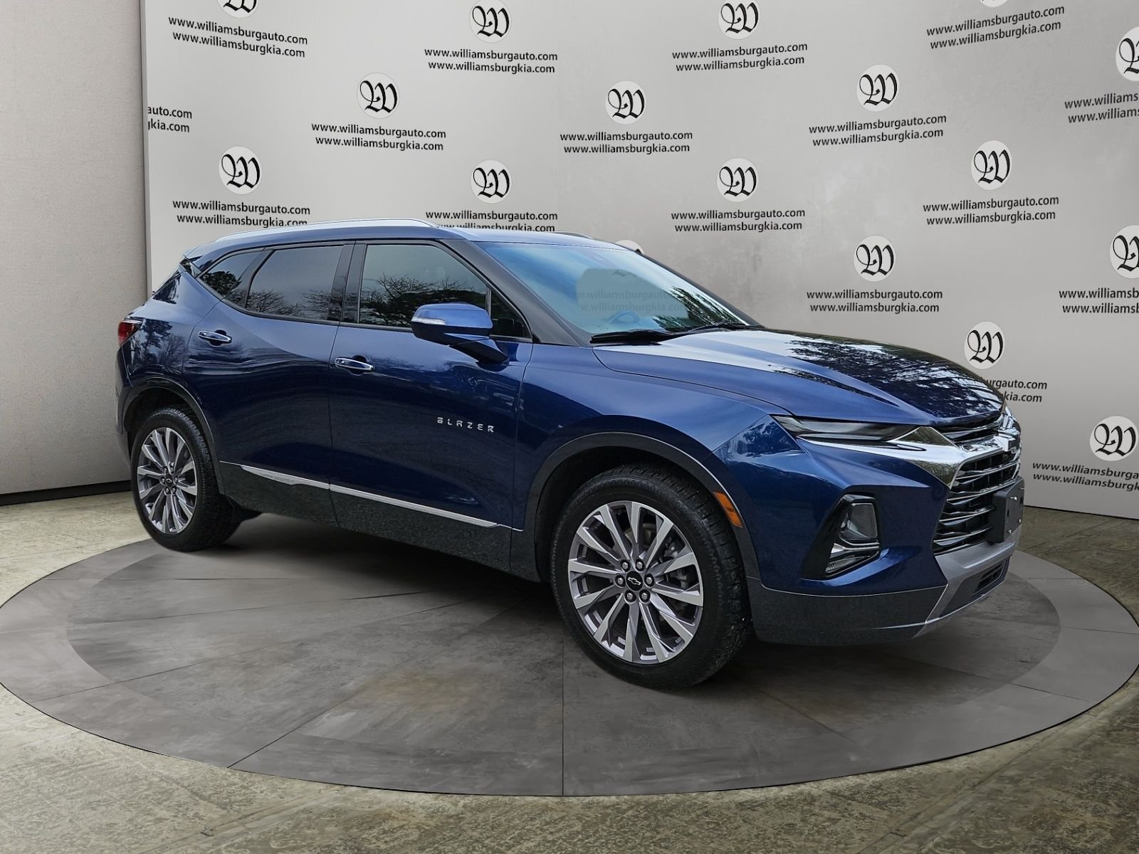 Used 2022 Blue Chevrolet Premier image 7