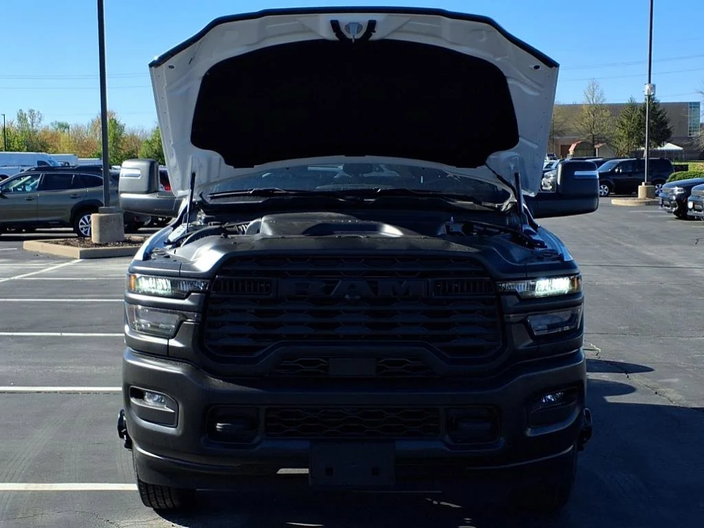 2025 RAM 3500 Chassis Tradesman - Photo 23