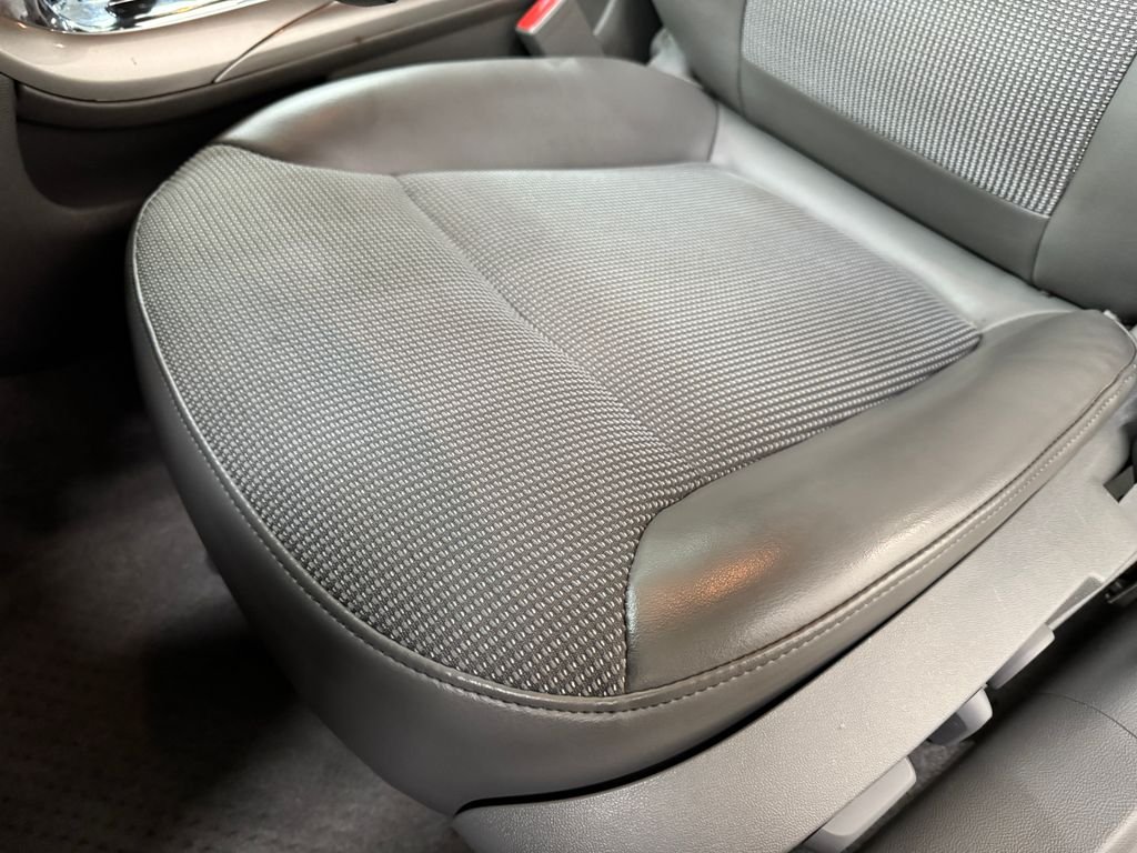 Used 2013 Summit White Chevrolet LT image 15