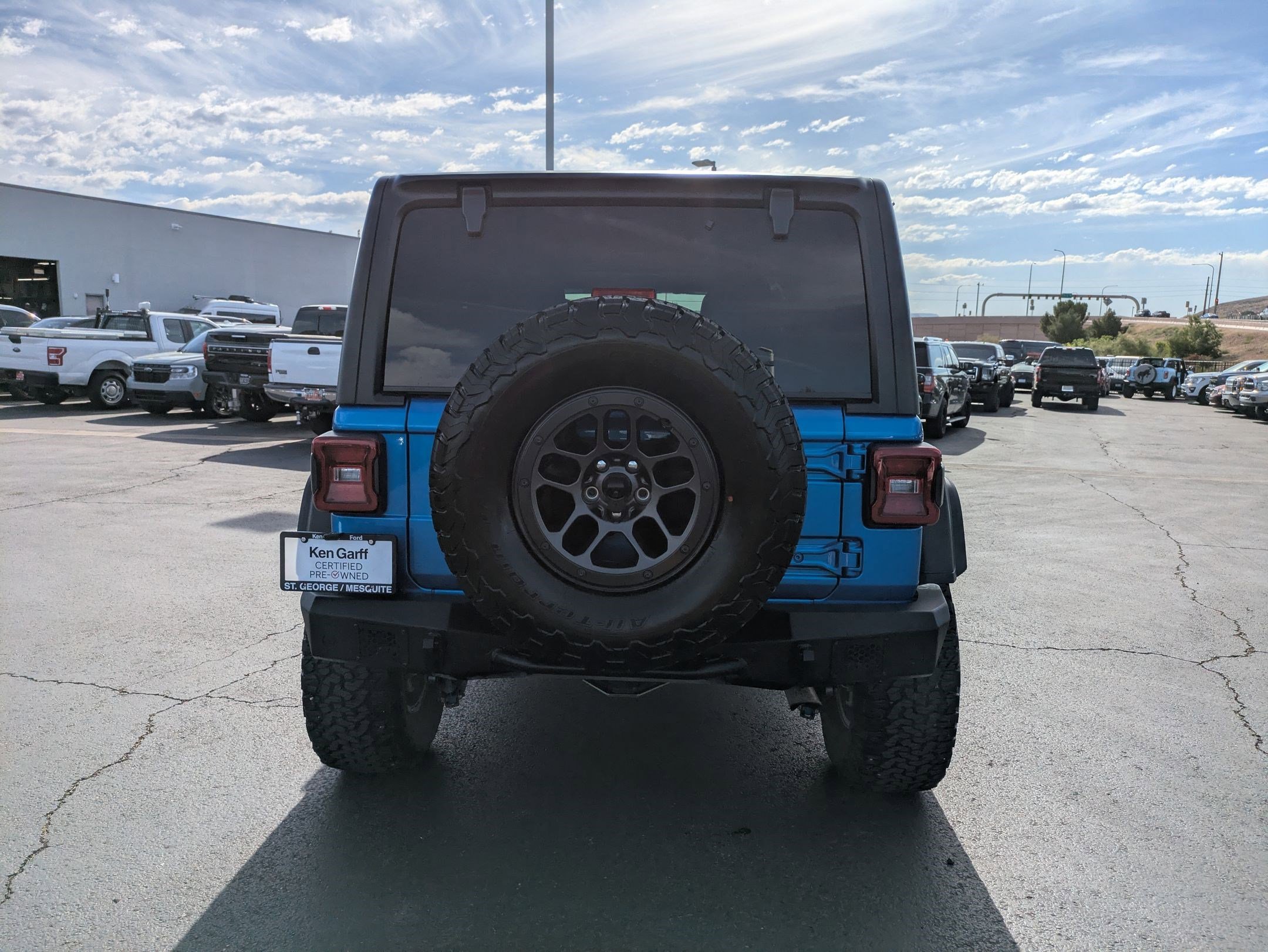 Used 2021 Hydro Blue Pearlcoat Jeep Unlimited Rubicon image 4