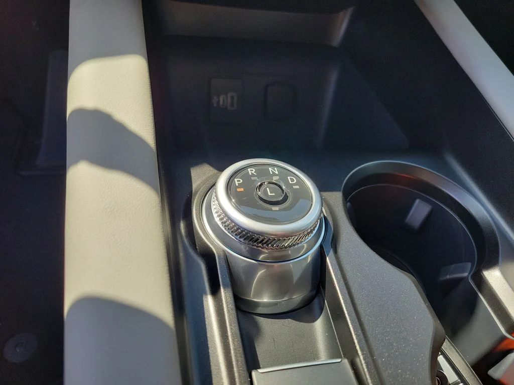 New 2026 Carbonized Gray Metallic Ford Active image 33