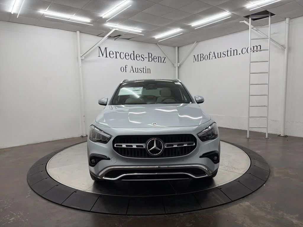 Used 2026 Silver Mercedes-Benz GLA 250 image 2