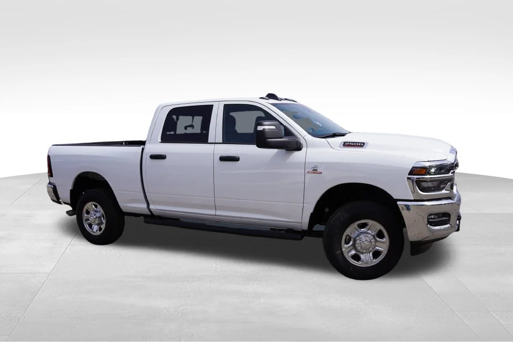 New 2026 Bright White Clear-Coat Exterior Paint RAM Tradesman image 2