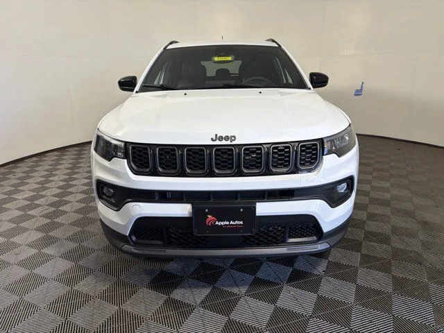 New 2026 White Jeep Latitude image 4