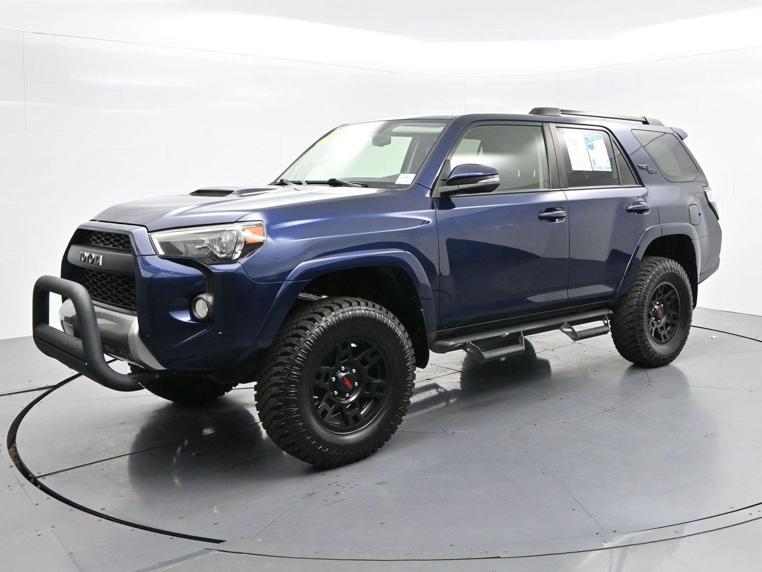 Used 2019 Nautical Blue Metallic Toyota SR5 image 3