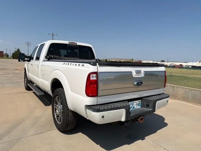 Used 2016 White Ford Platinum image 3
