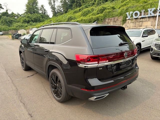 New 2026 Black Volkswagen 2.0T SE w/Technology image 7