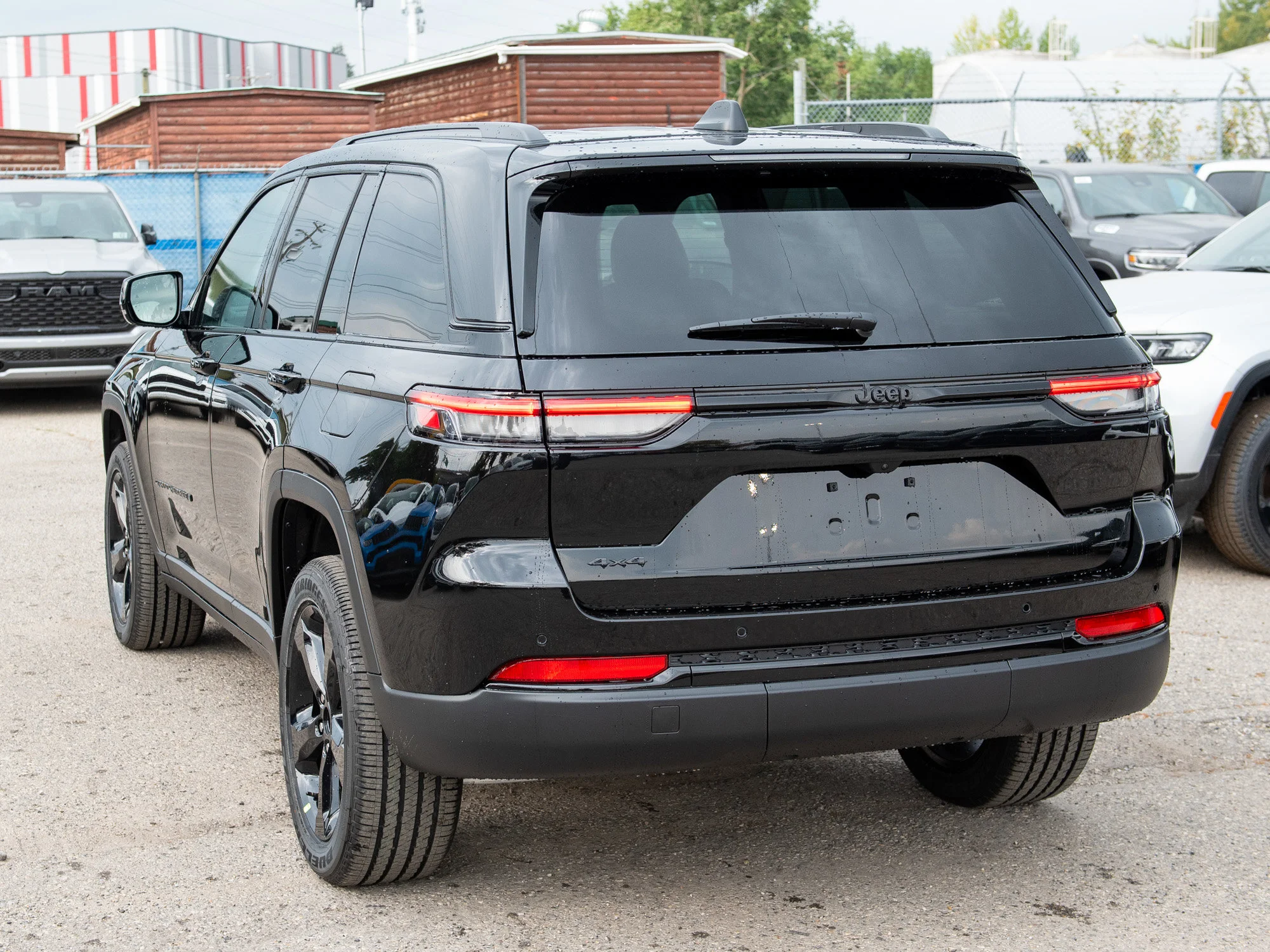 New 2025 Black Jeep Altitude* 4x4, Sunroof, Heated Leather, Remote Start, Wireless Charging Pad image 3