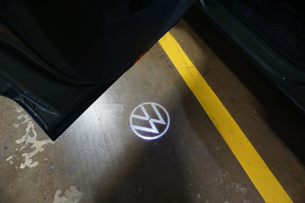 New 2026 Green Volkswagen 2.0T SE w/Technology image 37