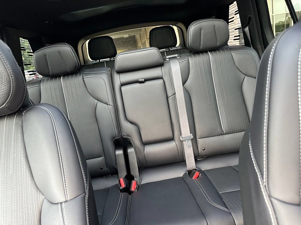 2026 Cadillac VISTIQ Luxury - Photo 22