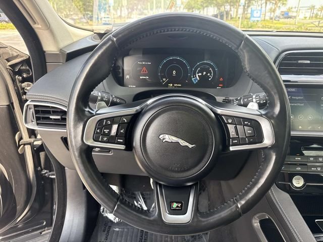 Used 2018 Black Jaguar 35t R-Sport image 29