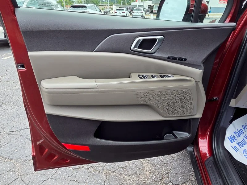 Used 2026 Red Kia EX image 26
