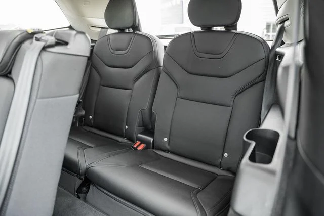 Certified Used 2025 Denim Blue Volvo Ultra image 31
