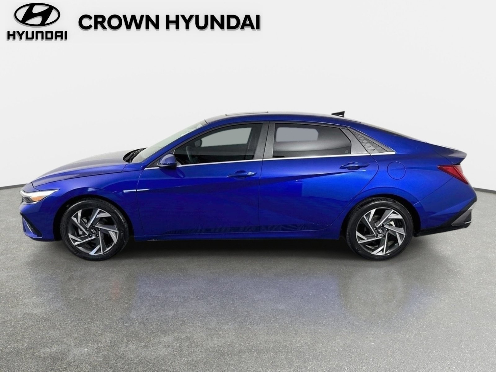 Used 2024 Intense Blue Hyundai SEL image 8