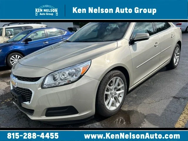 Used 2015 Gold Chevrolet LT image 1