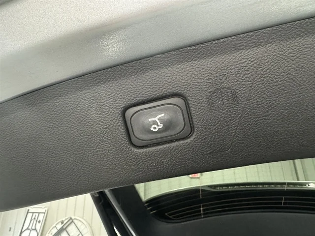 Used 2024 Silver FORD SEL image 33