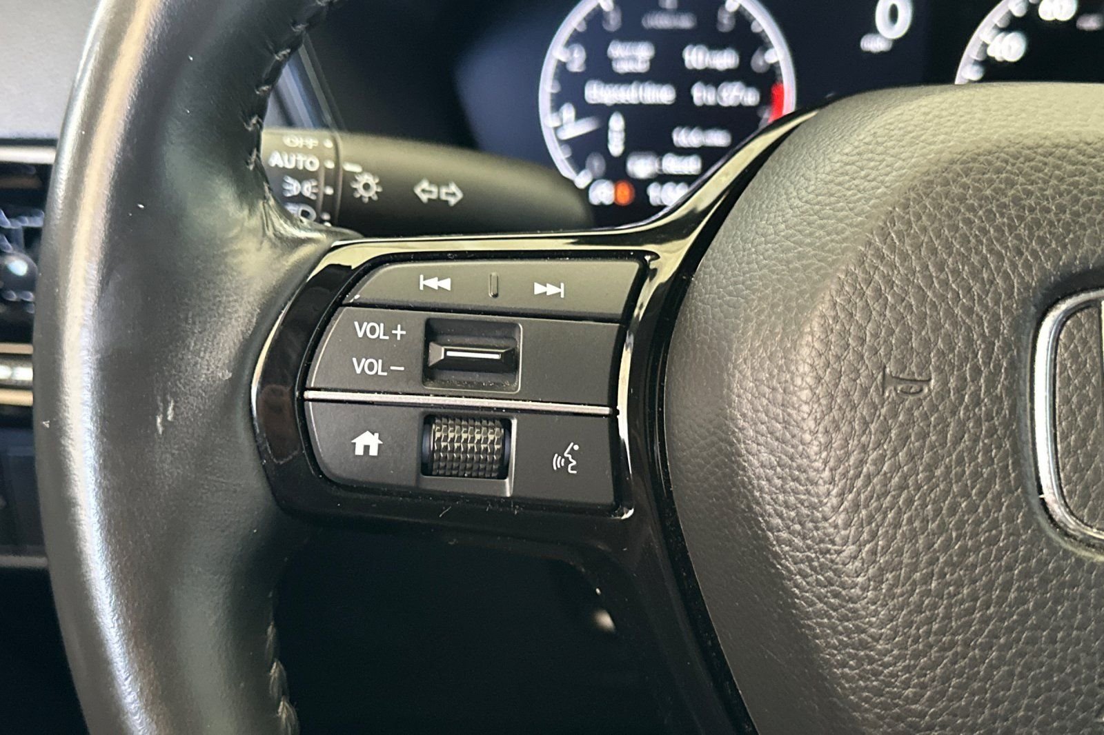 Used 2023  Honda EX-L image 26