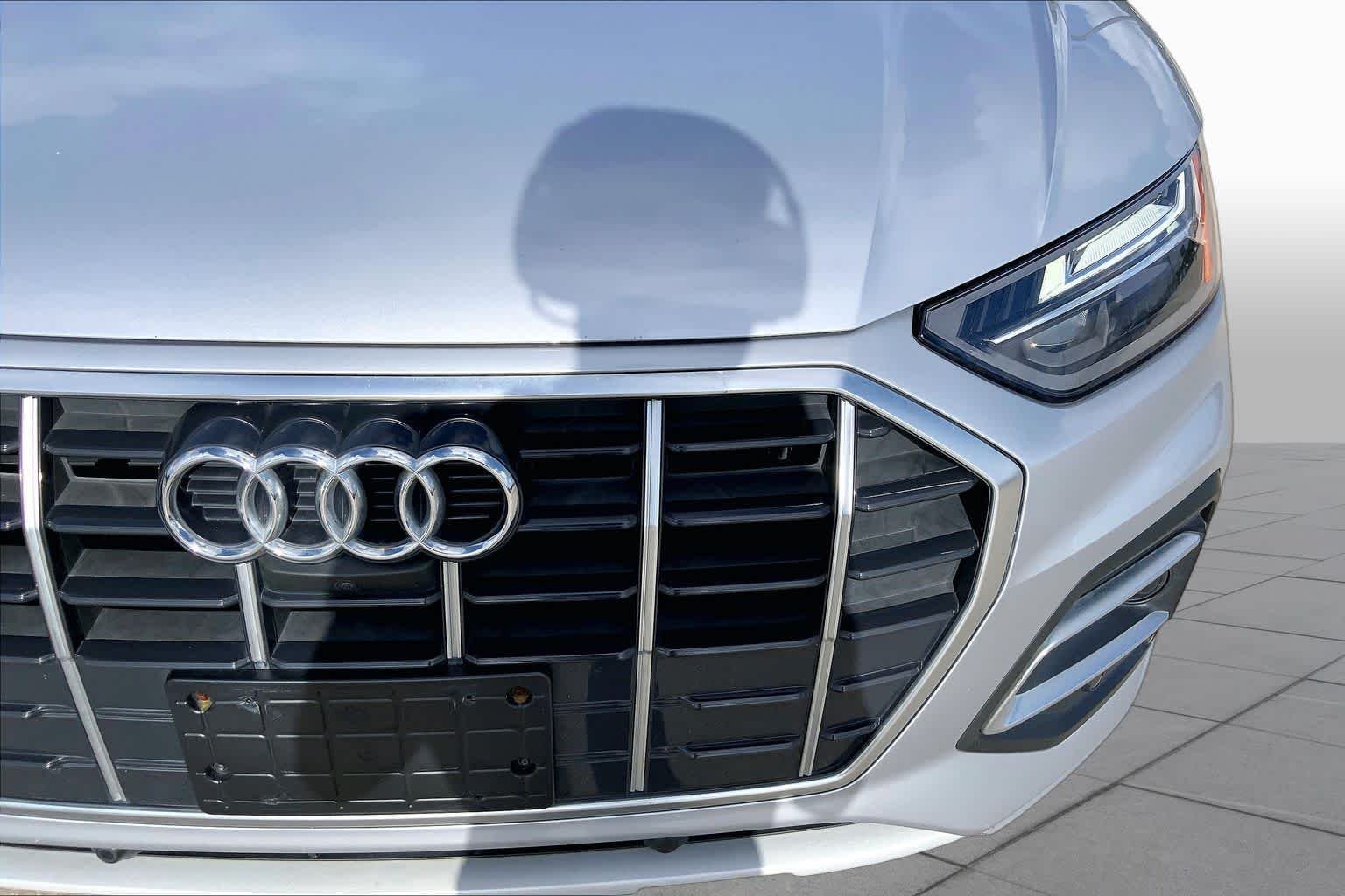 Used 2021 Florett Silver Metallic Audi Premium Plus image 30