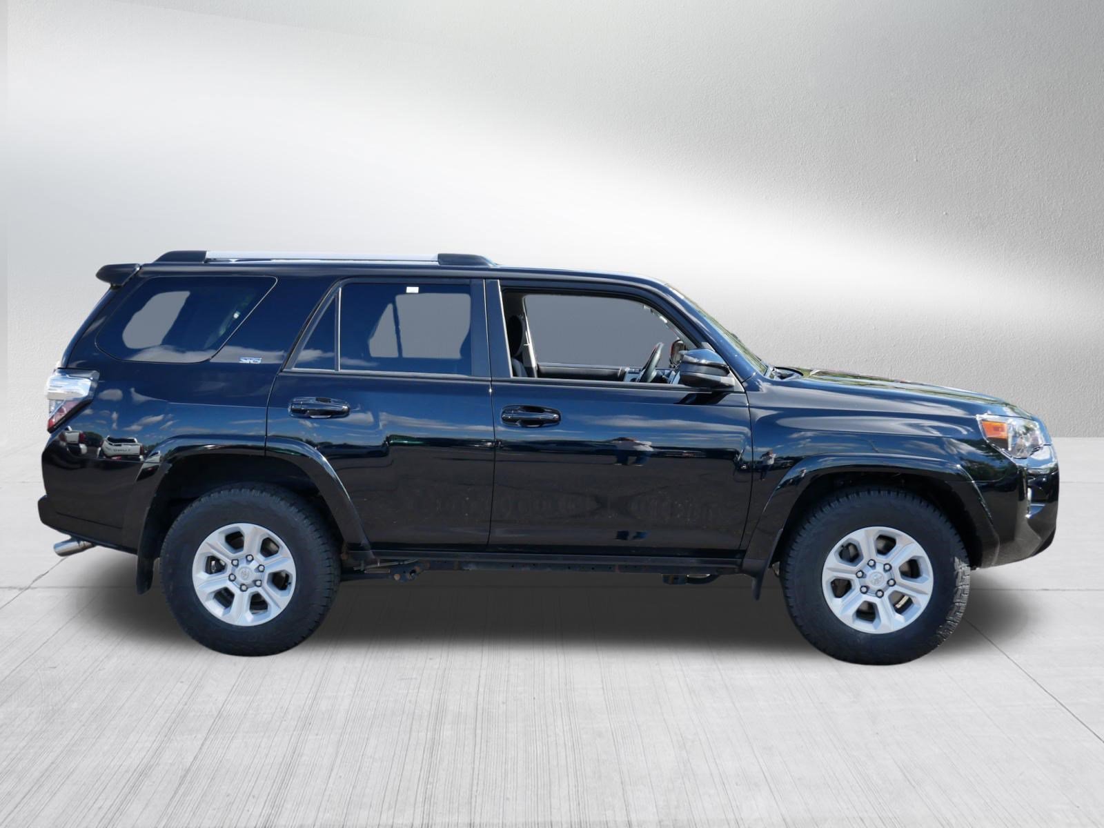 Used 2023 Midnight Black Metallic Toyota SR5 image 8