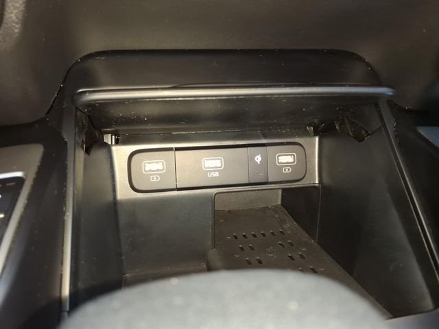 Used 2023 Black Kia X-Line EX image 25
