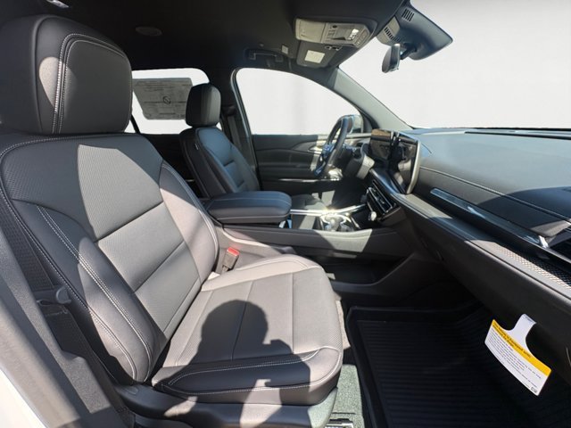 2027 Chevrolet Traverse LT - Photo 16