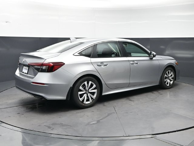 New 2026 Solar Silver Metallic Honda LX image 4