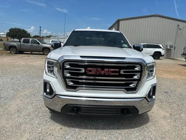 Used 2022 White GMC SLT image 3