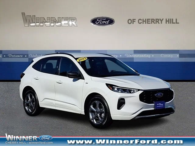 2023 Ford Escape