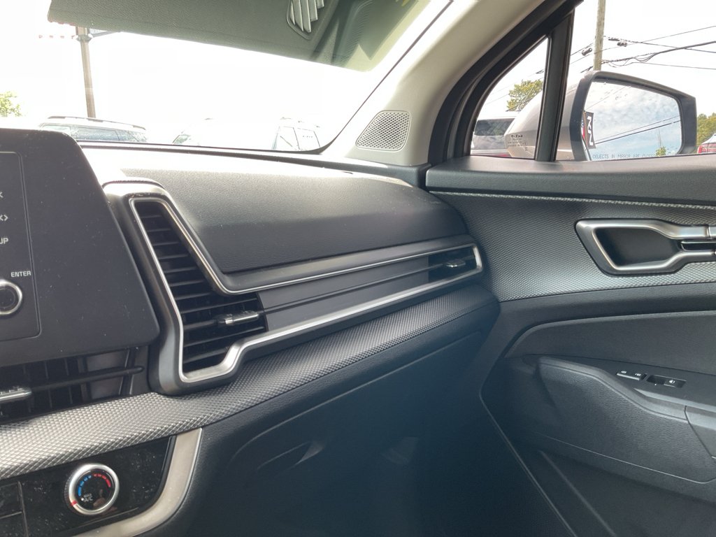 Certified Used 2025 Steel Gray Kia LX image 23