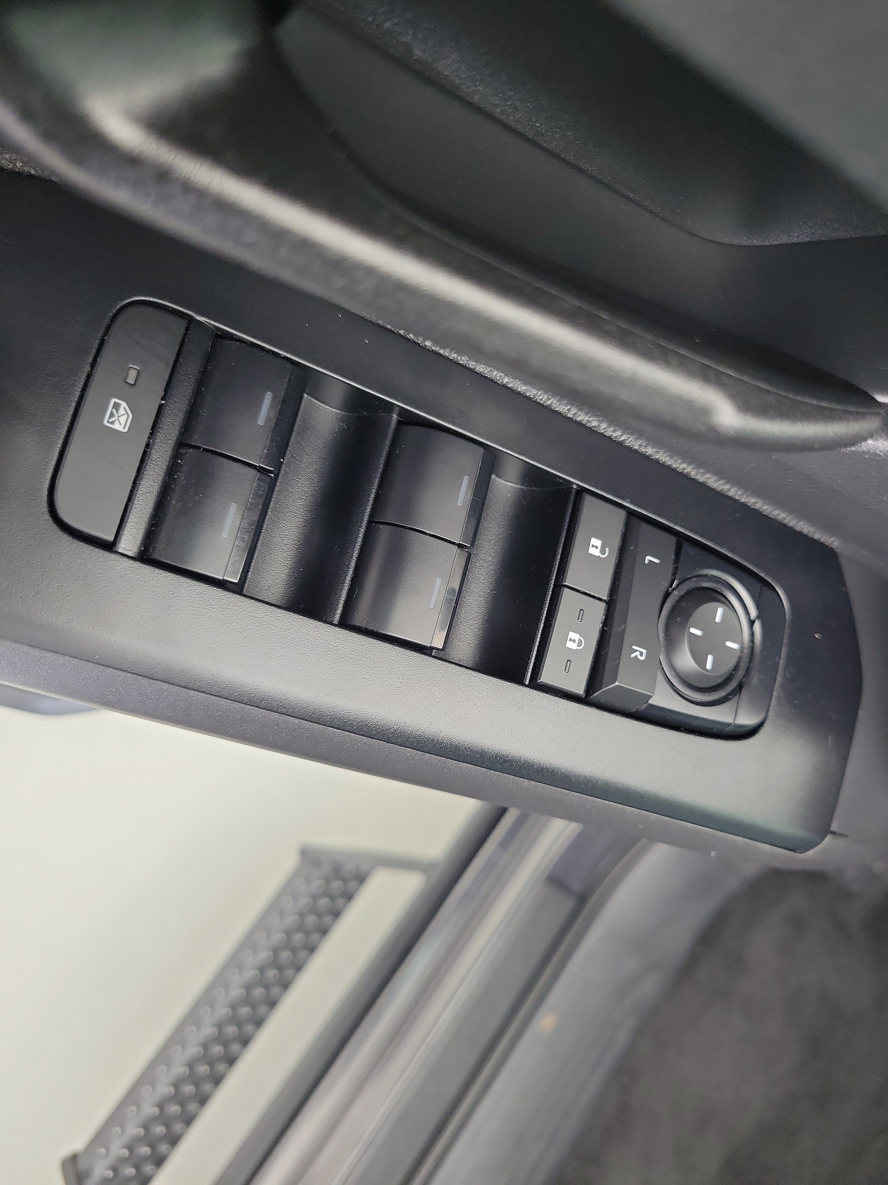 Used 2025 Underground Toyota SR5 image 20