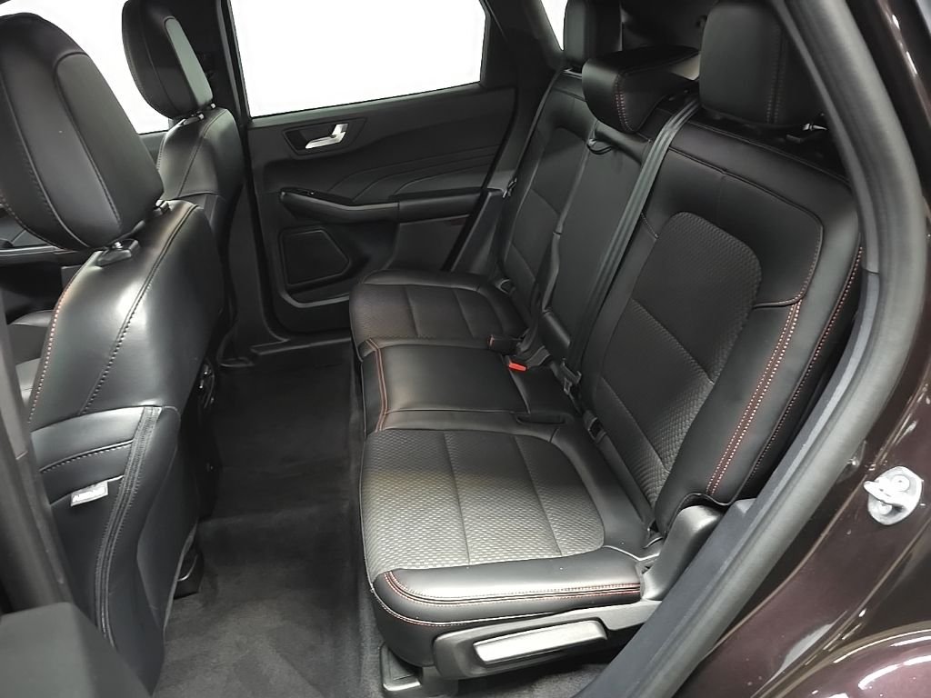 Used 2023 Red Ford ST-Line image 32