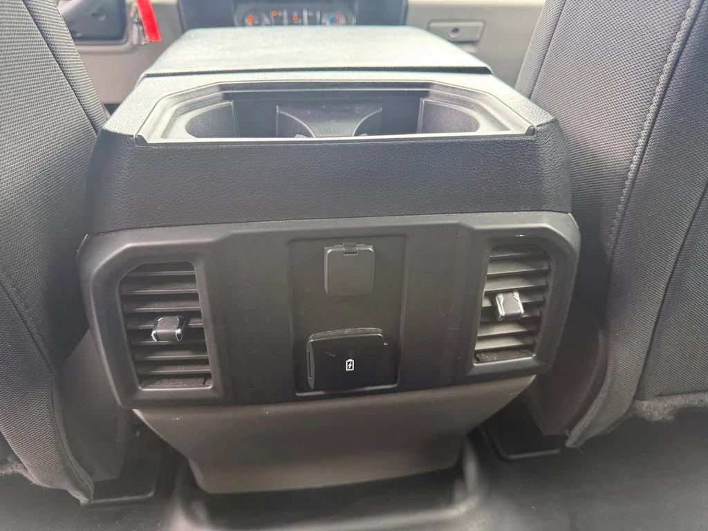 Used 2018 Silver Ford XL image 21