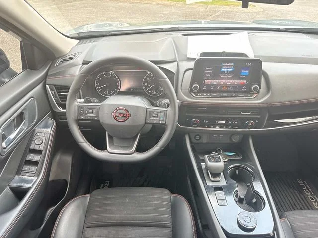 Used 2025 Gray Nissan Rock Creek image 19