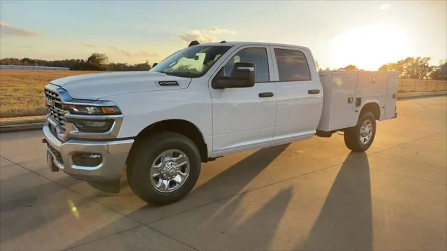 New 2026 Bright White Clear-Coat Exterior Paint RAM Tradesman image 4