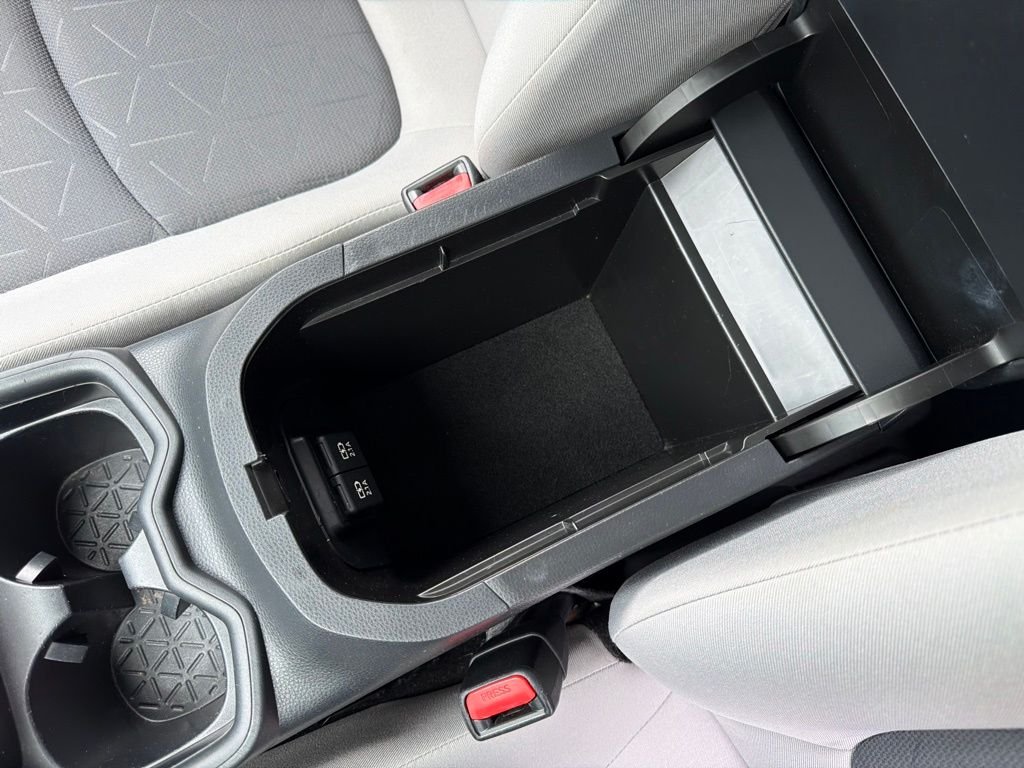 Used 2020 Silver Sky Metallic Toyota XLE image 34