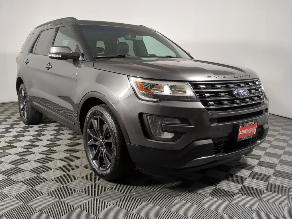 2017 Ford Explorer XLT 4WD's photo