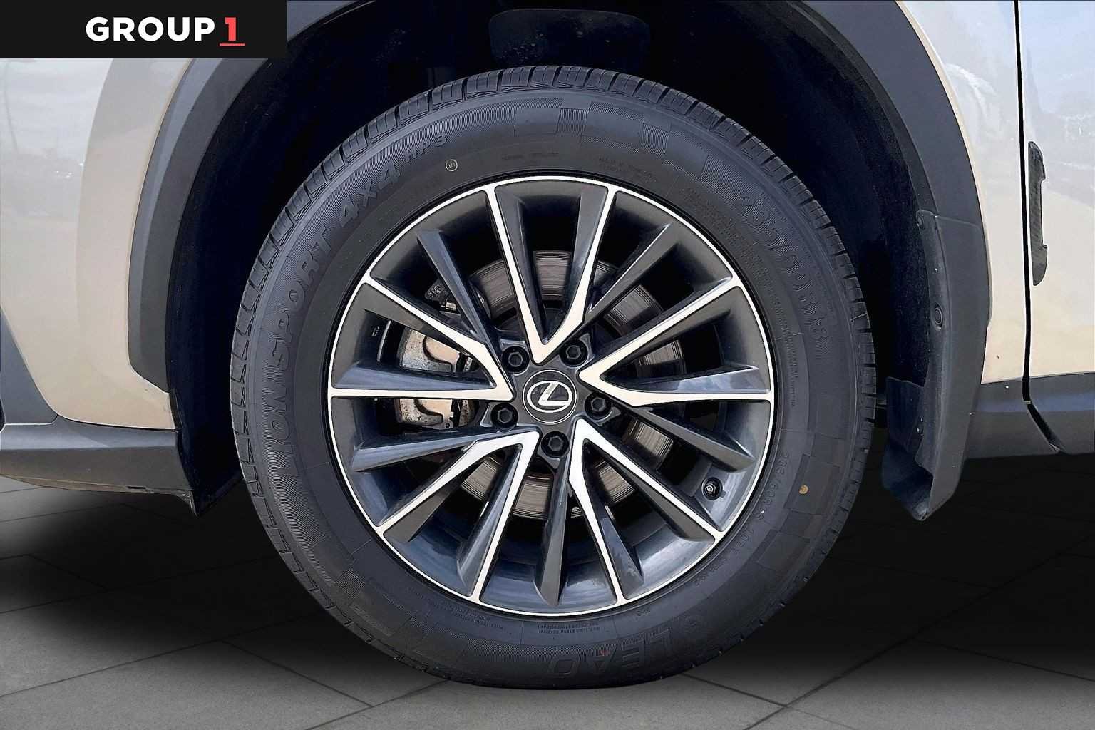 Used 2024 Atomic Silver Lexus Premium image 9