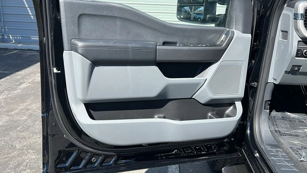 New 2026 Agate Black Metallic Ford F-250® XL image 15